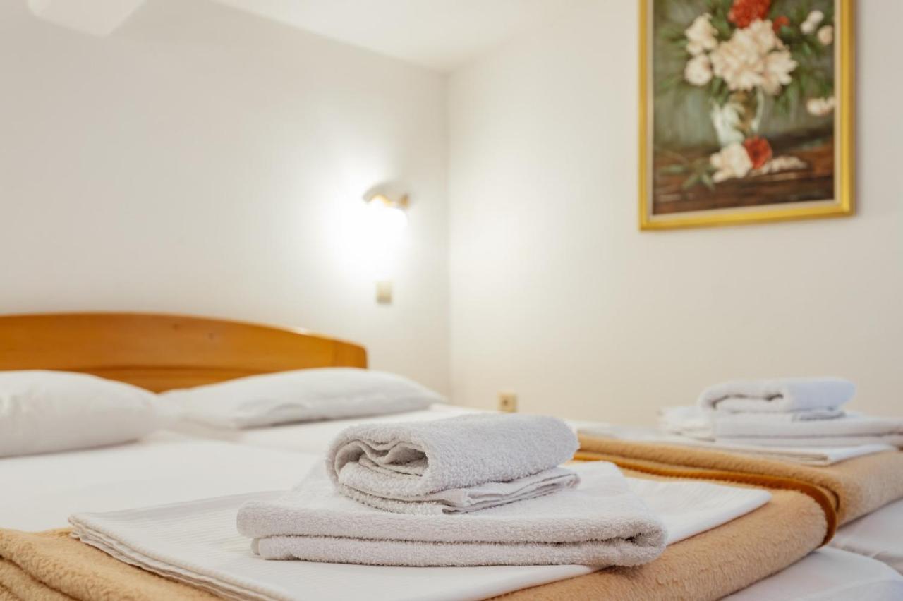 Radic Rooms Херцег-Новий Екстер'єр фото